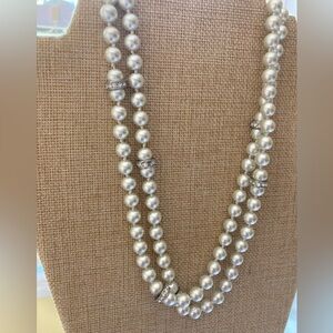 Hand Knotted Glass Faux Pearls Vintage‎ Necklace with Magnetic Rhinestone Clasp